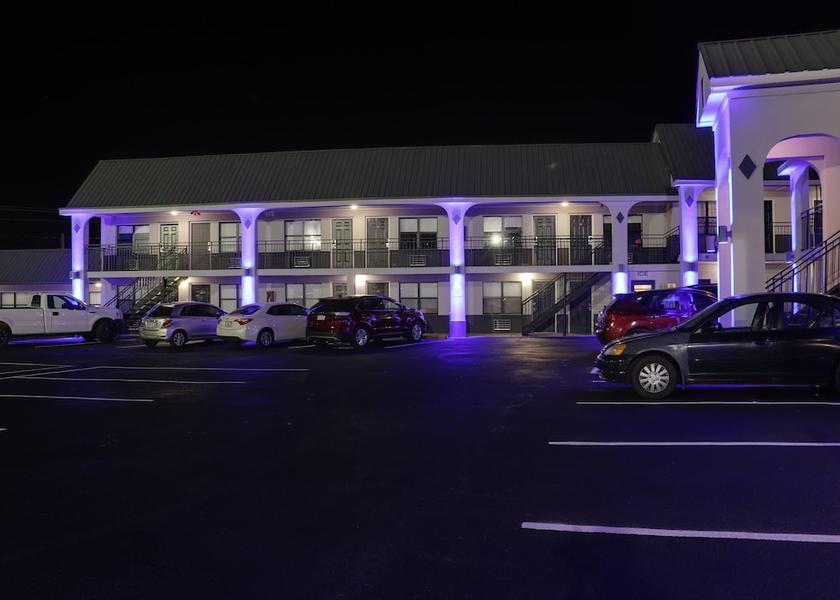 Georgia Calhoun Facade