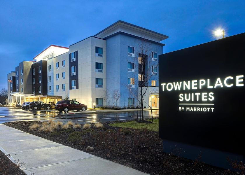 Louisiana Monroe Exterior Detail