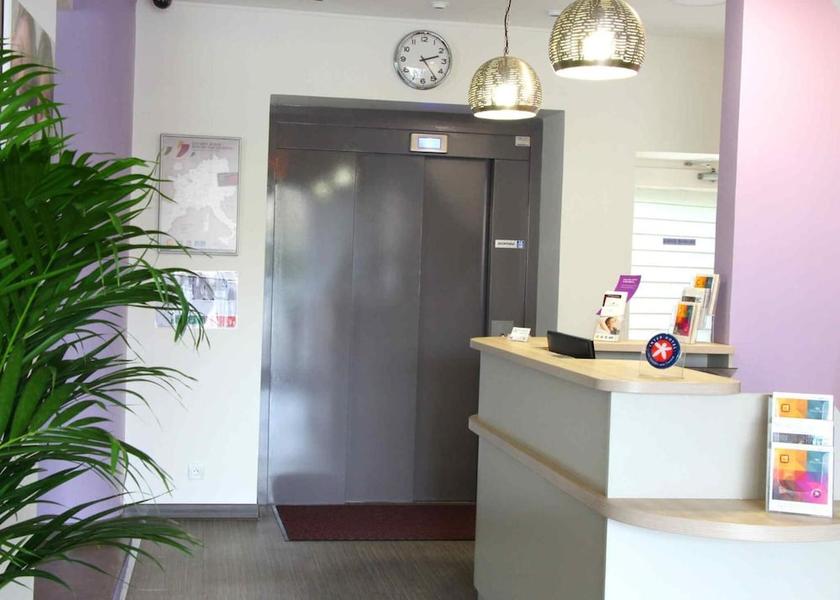 Nouvelle-Aquitaine Poitiers Lobby