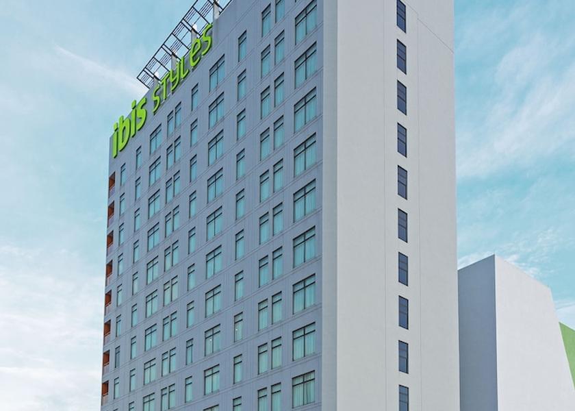 Johor Gelang Patah Exterior Detail