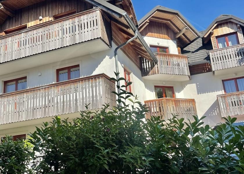  Bled Exterior Detail