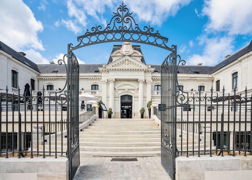 Centre - Loire Valley Loches Exterior Detail