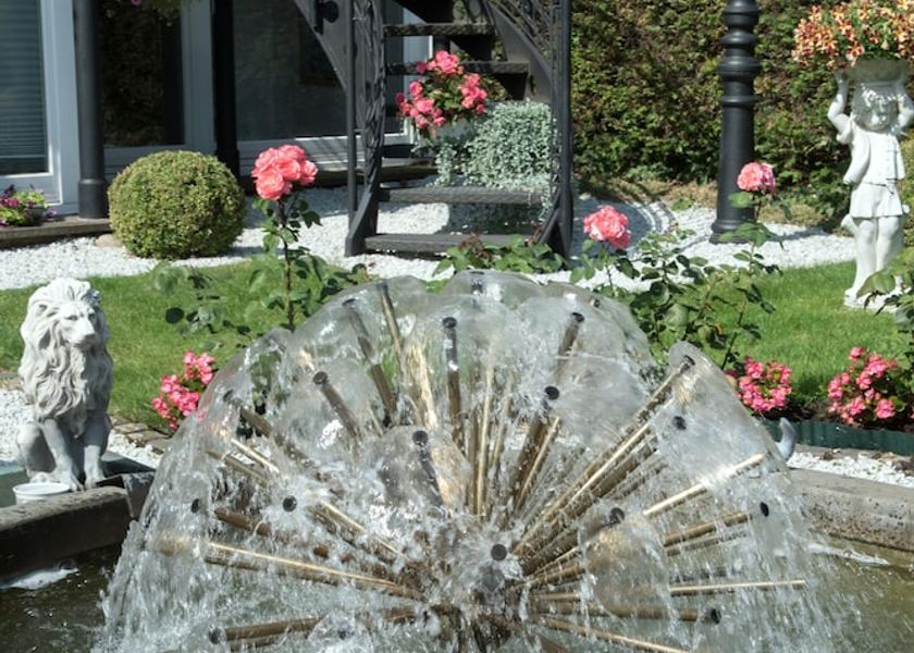 Hessen Bad Homburg v.d. Hoehe Garden