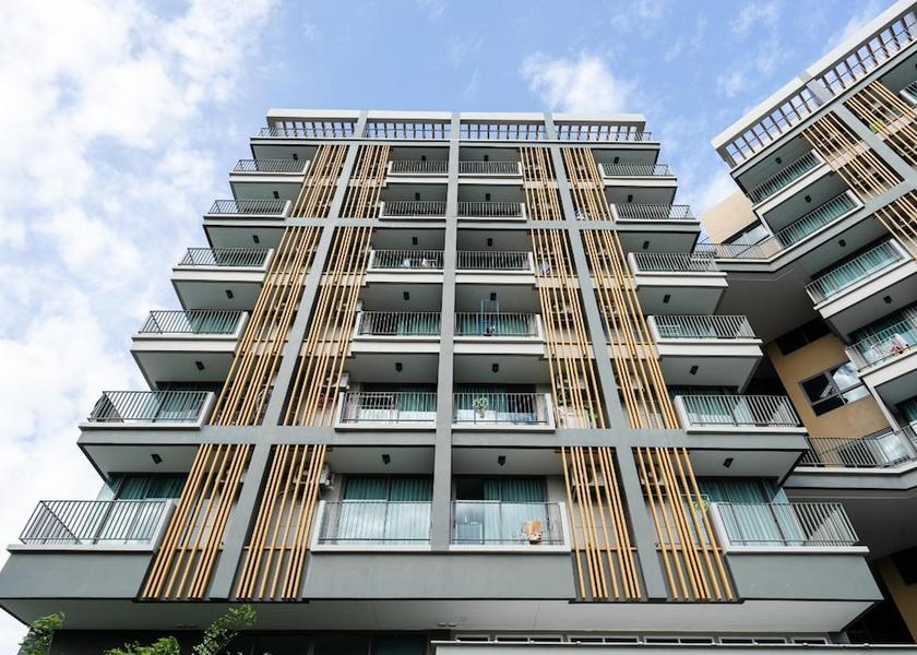 Chonburi Chonburi Exterior Detail