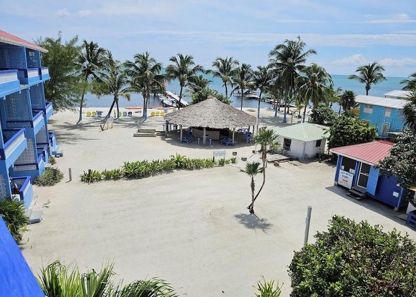 Belize Caye Caulker Property grounds