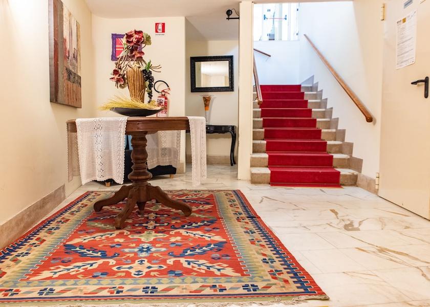 Liguria Sanremo Interior Entrance