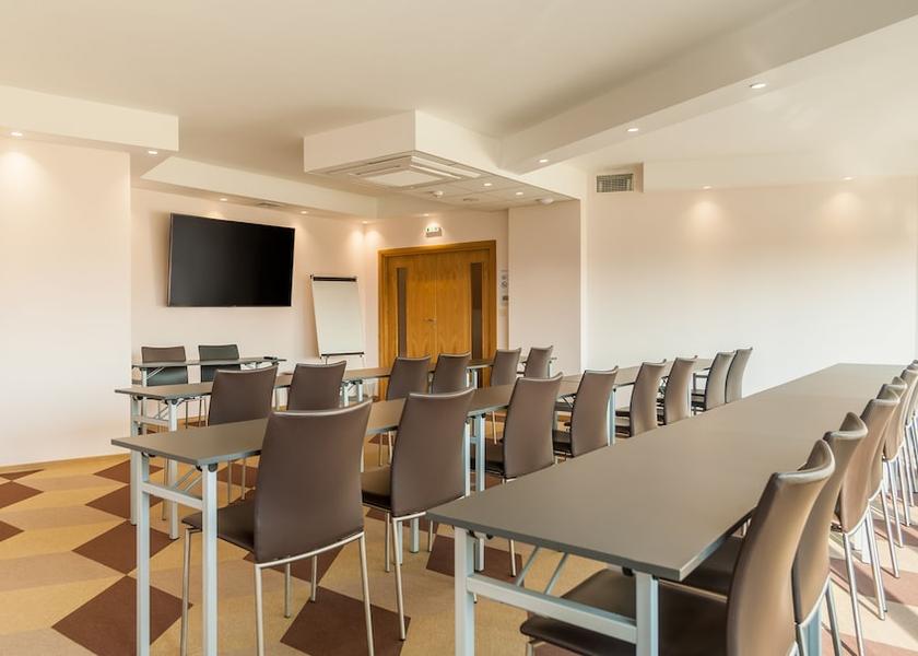  Varna Meeting Room