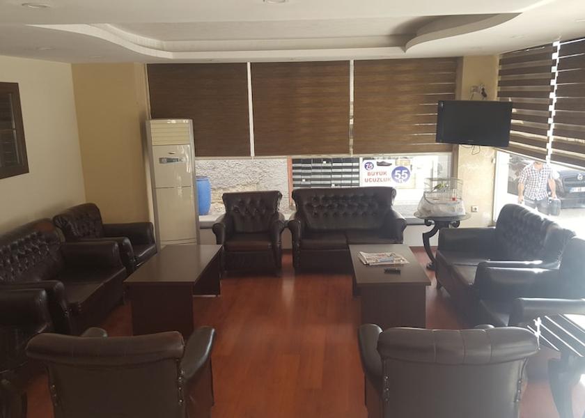  Adana Lobby