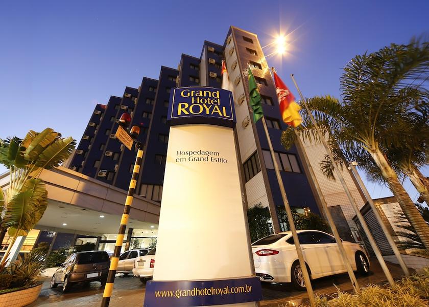 São Paulo State Sorocaba Front of property - evening/night