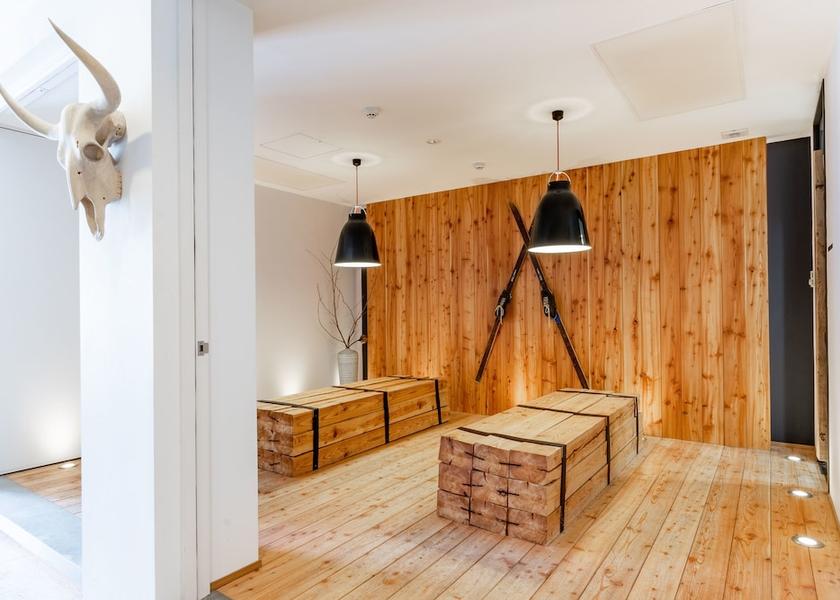 Hokkaido Kutchan Interior Entrance