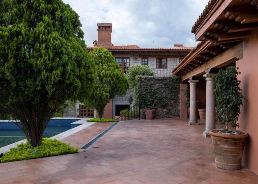 Michoacán Morelia Courtyard