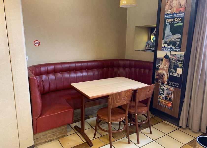 Bourgogne-Franche-Comte Vesoul Lobby