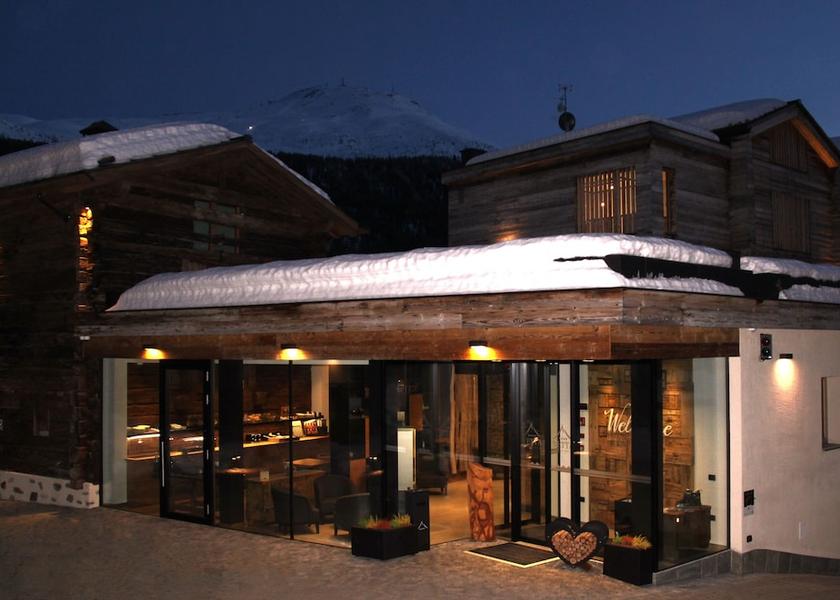 Lombardy Livigno Reception