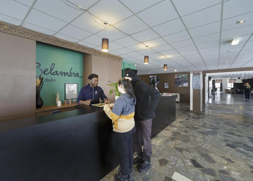 Nouvelle-Aquitaine Eaux-Bonnes Lobby