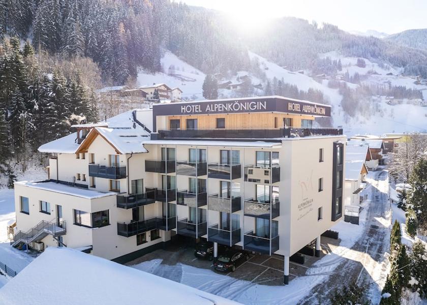 Tyrol See Exterior Detail