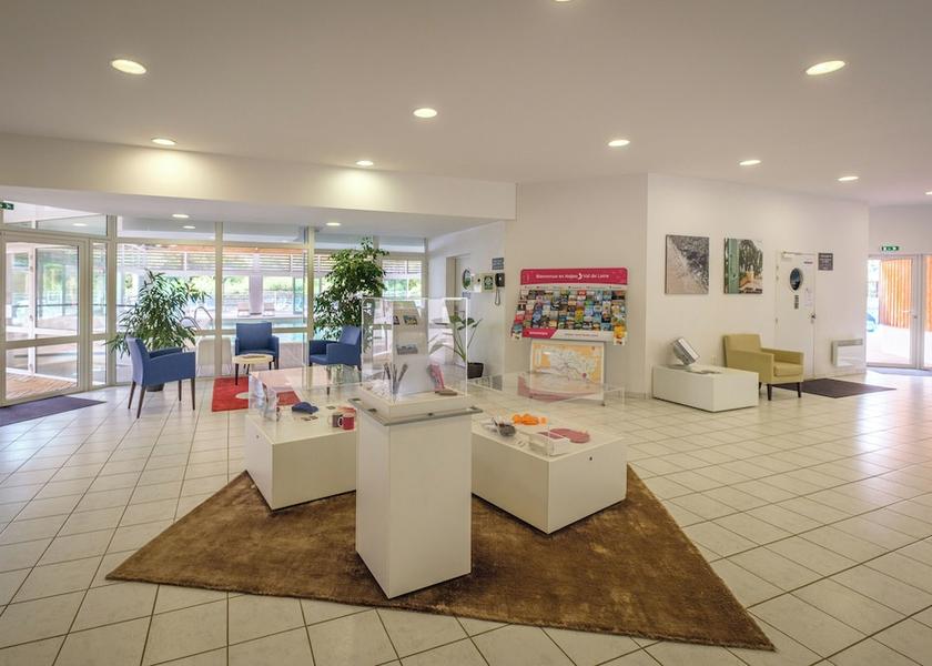 Pays de la Loire Saumur Reception