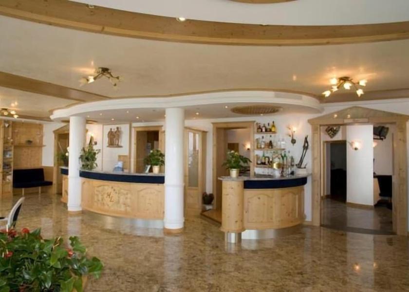 Veneto San Zeno Di Montagna Lobby