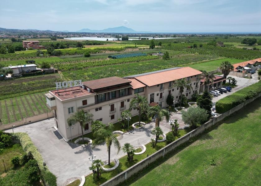 Campania Giugliano in Campania Exterior