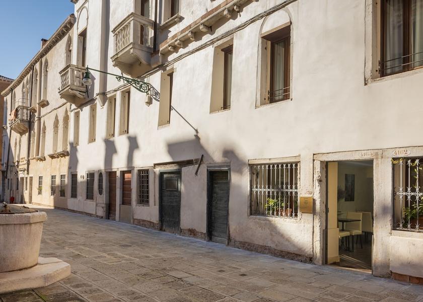 Veneto Venice Facade