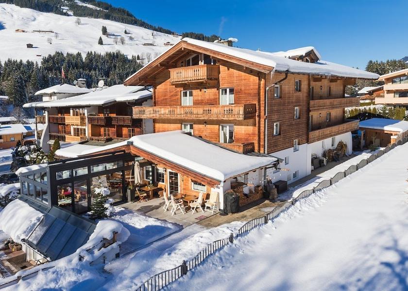 Tyrol Aurach bei Kitzbuehel Facade