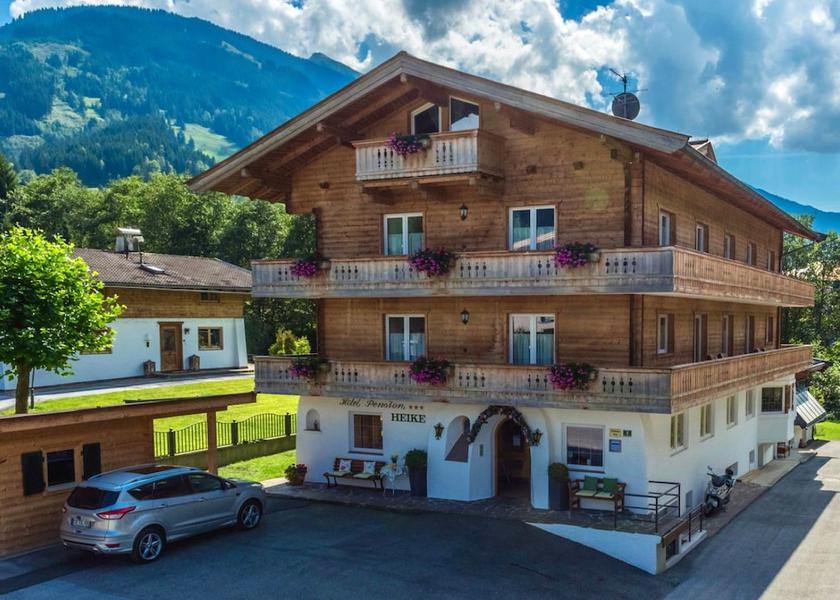Tyrol Aurach bei Kitzbuehel Facade