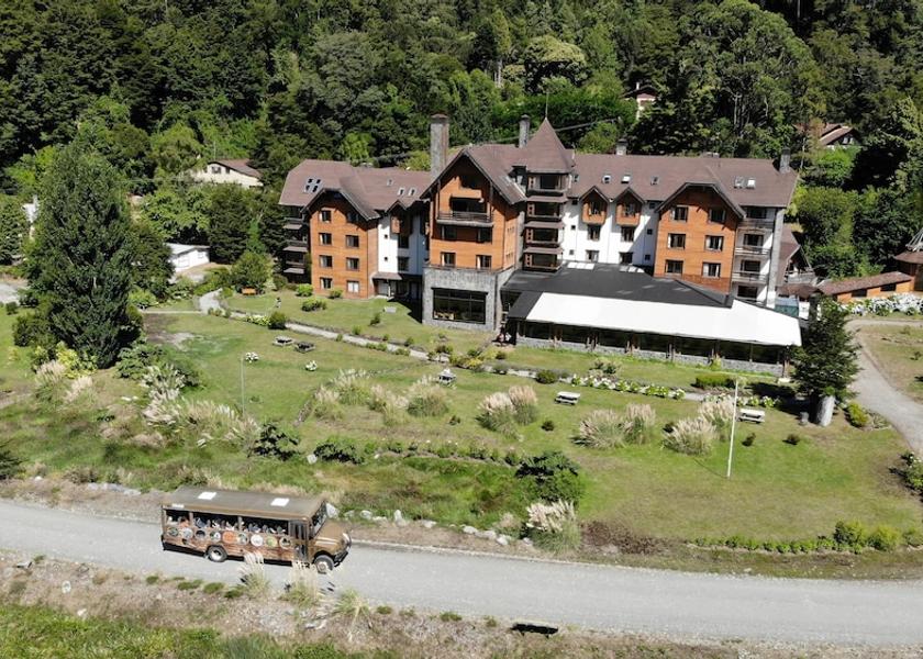 Los Lagos (region) Puerto Varas Facade