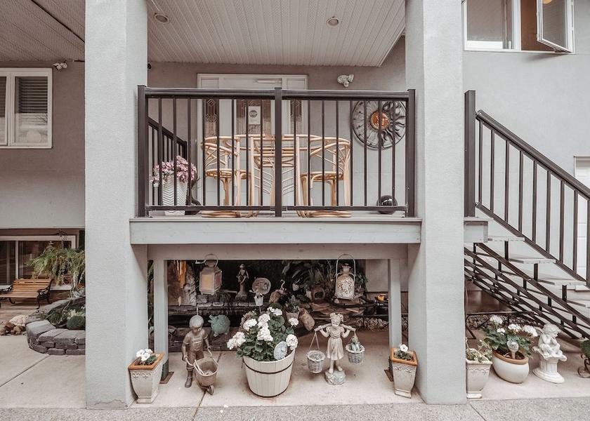 Alberta Calgary Exterior Detail