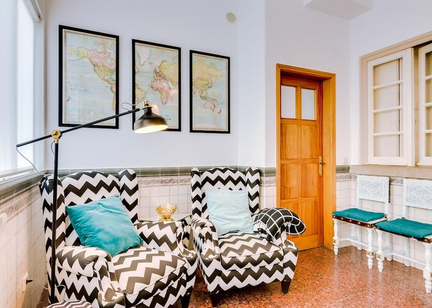 Faro Faro Lobby