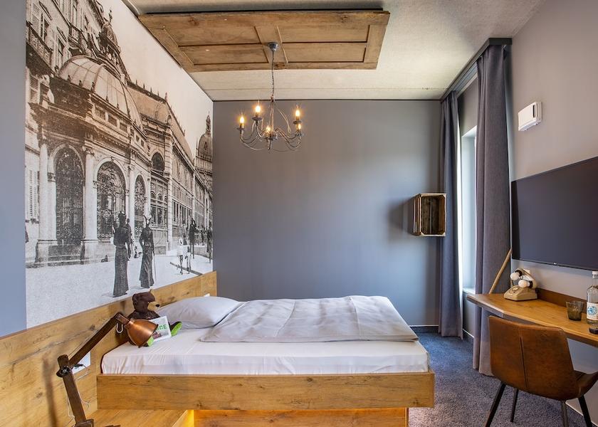 Hessen Wiesbaden Room