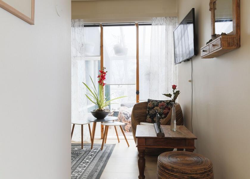 Western Region Borgarnes Interior Entrance