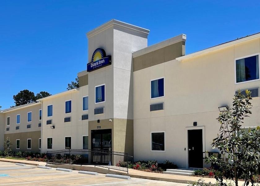 Louisiana Zachary Facade