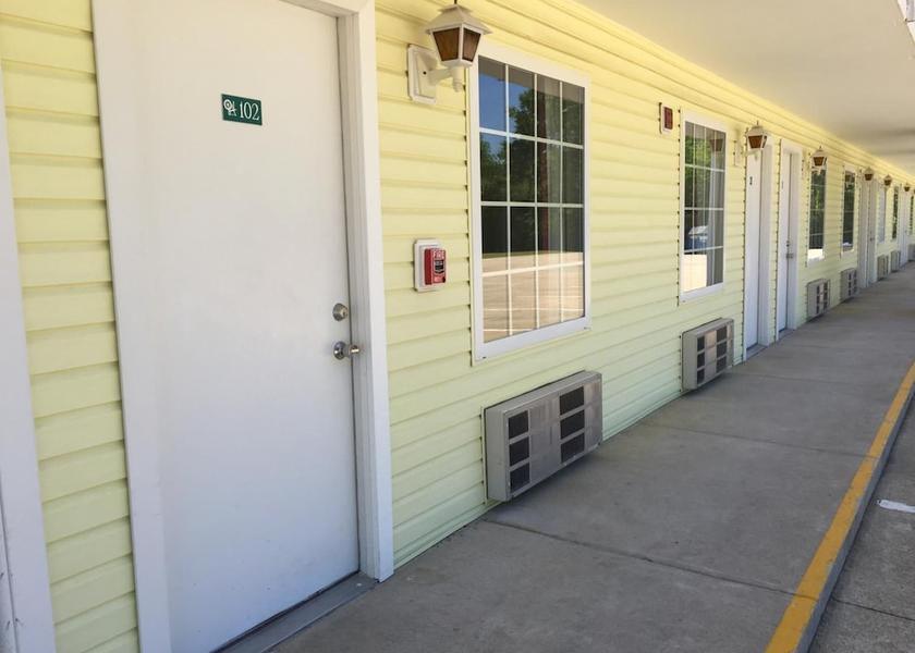 Missouri Branson Property Grounds