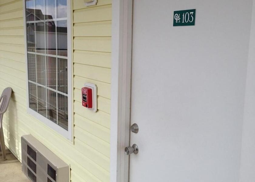 Missouri Branson Exterior Detail