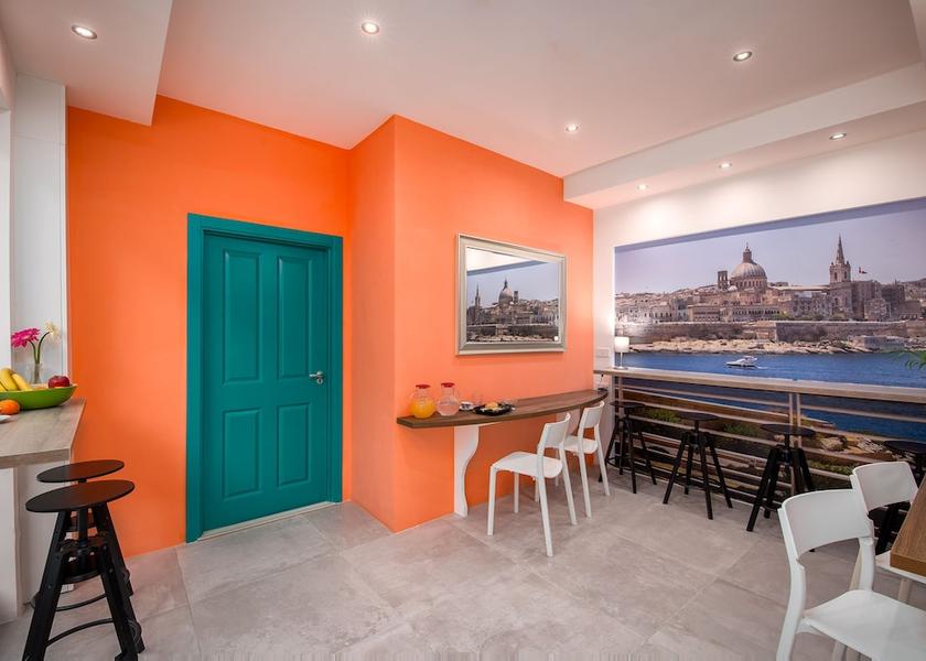  Gzira Breakfast Area