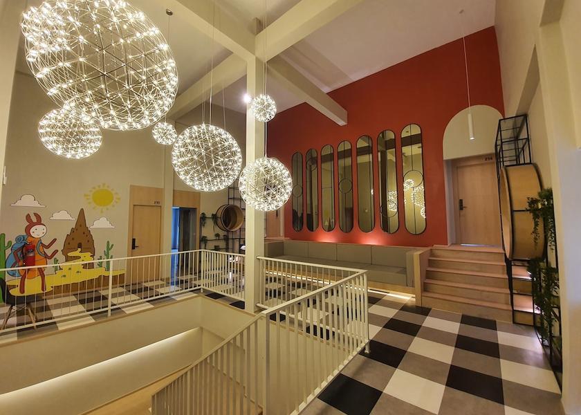 Chonburi pluak daeng Primary image