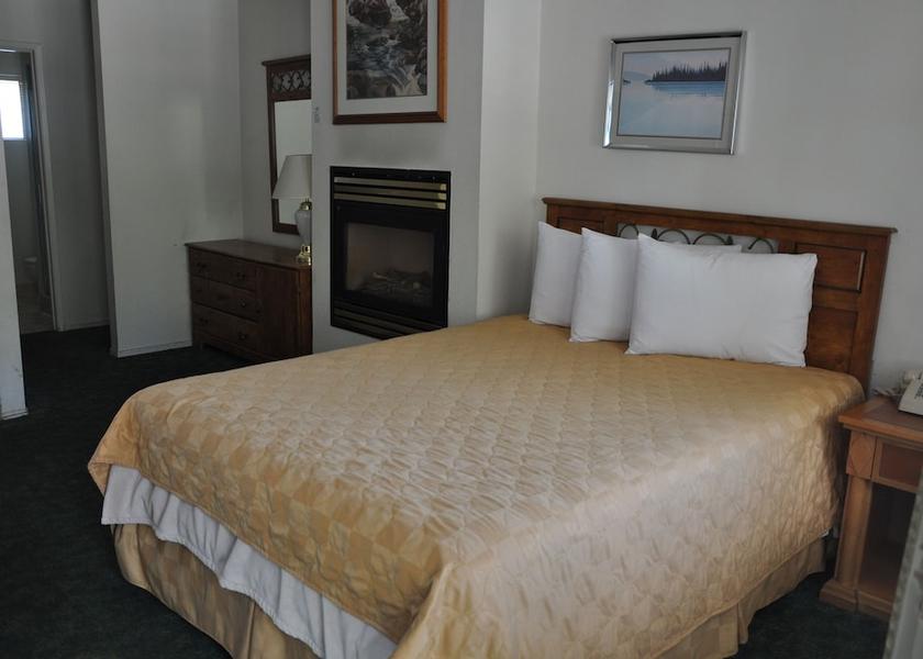California South Lake Tahoe Room