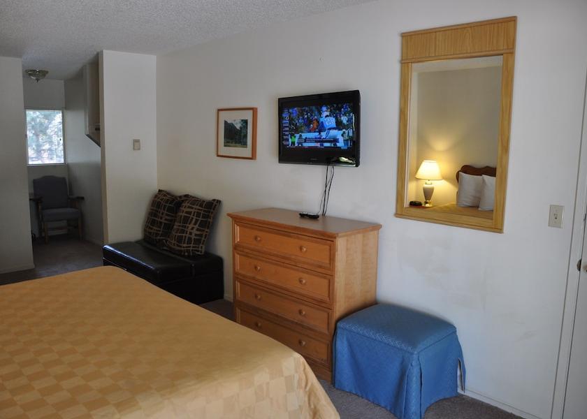 California South Lake Tahoe Room