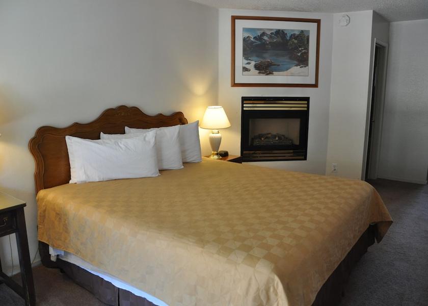California South Lake Tahoe Room