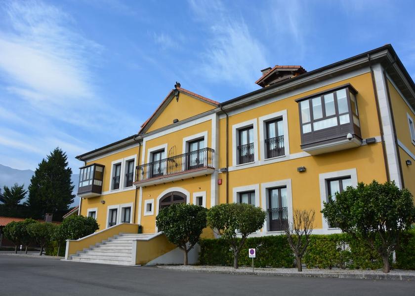 Asturias Llanes Facade