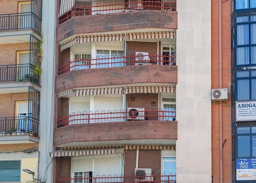 Community of Madrid Pinto Front of property - evening/night