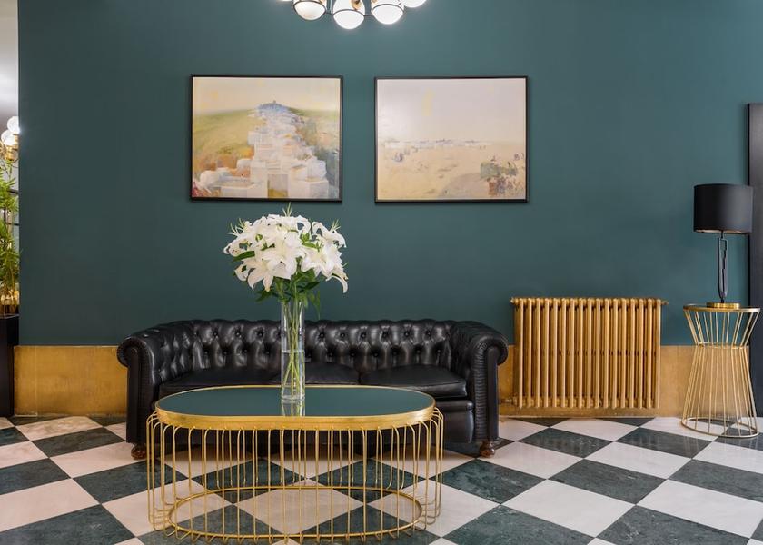 Castile and León Ciudad Rodrigo Lobby sitting area