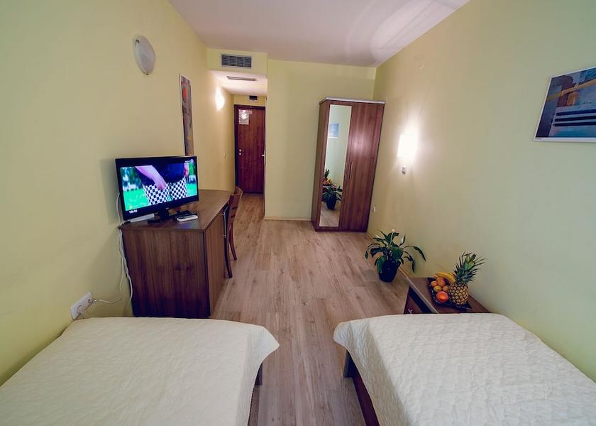  Varna Room