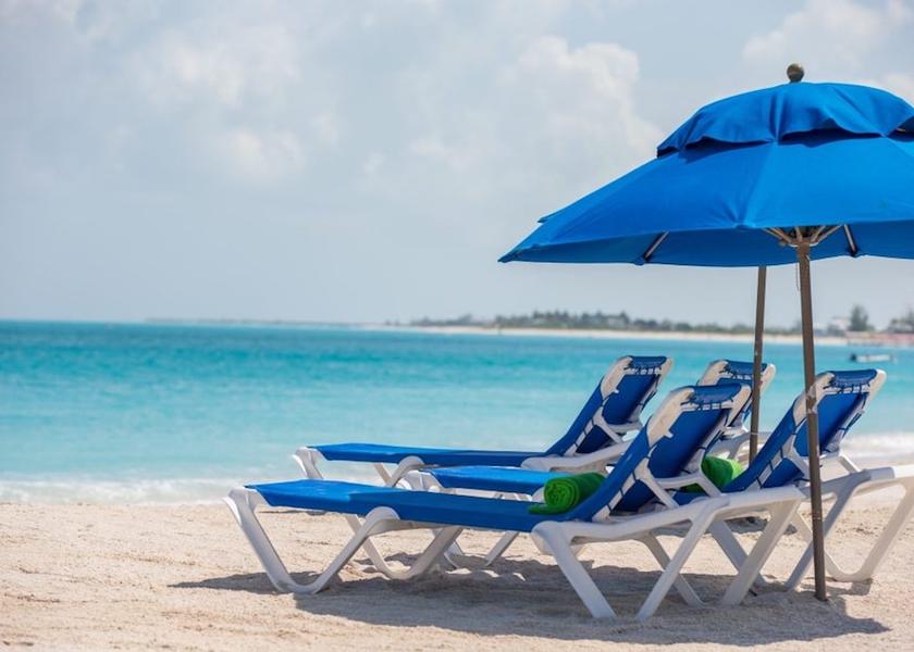  Providenciales Beach