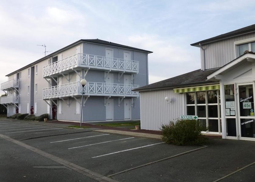 Pays de la Loire Beaucouze Exterior Detail