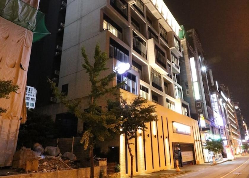 South Gyeongsang Gimhae Exterior Detail