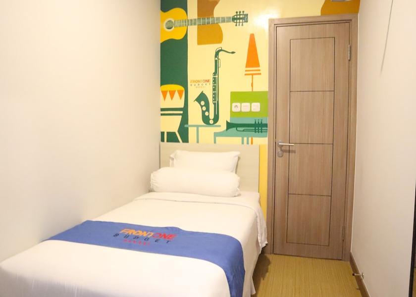  Bekasi Room