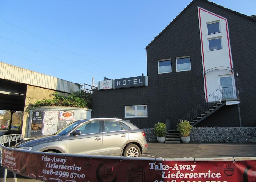 North Rhine-Westphalia Muelheim an der Ruhr Parking