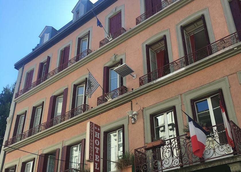 Auvergne-Rhone-Alpes Evian-les-Bains Facade