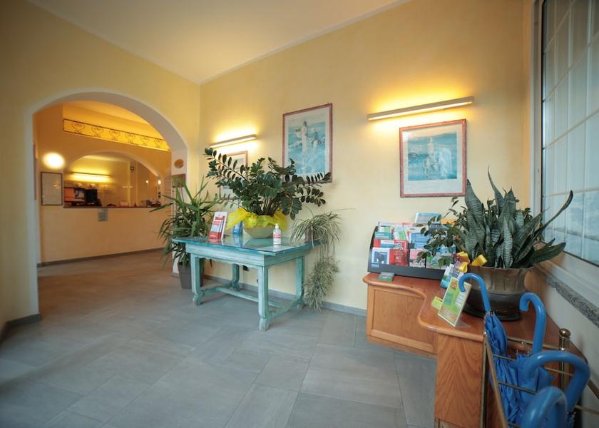 Liguria San Bartolomeo al Mare Reception