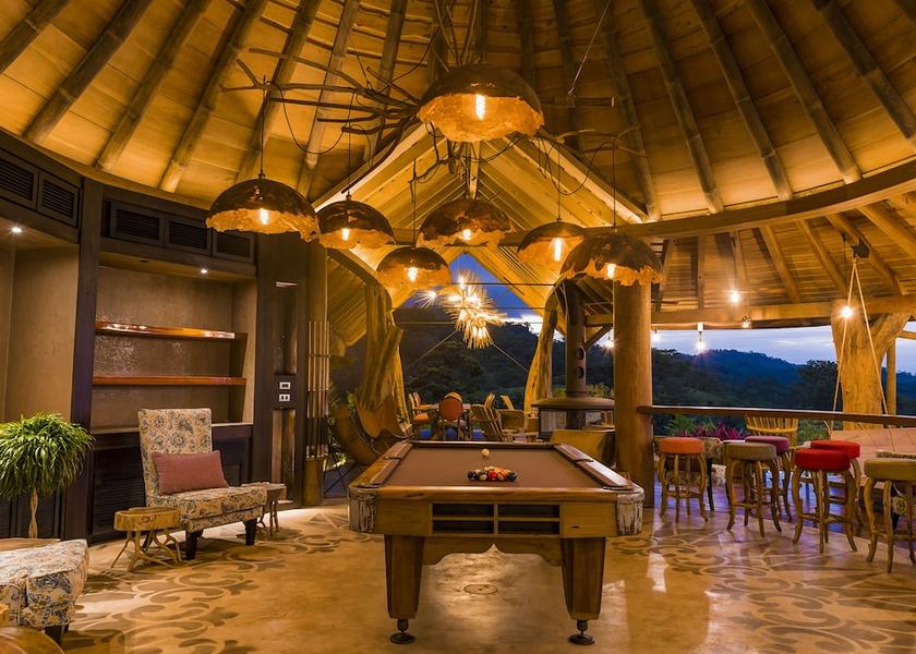 Alajuela Bijagua Lobby